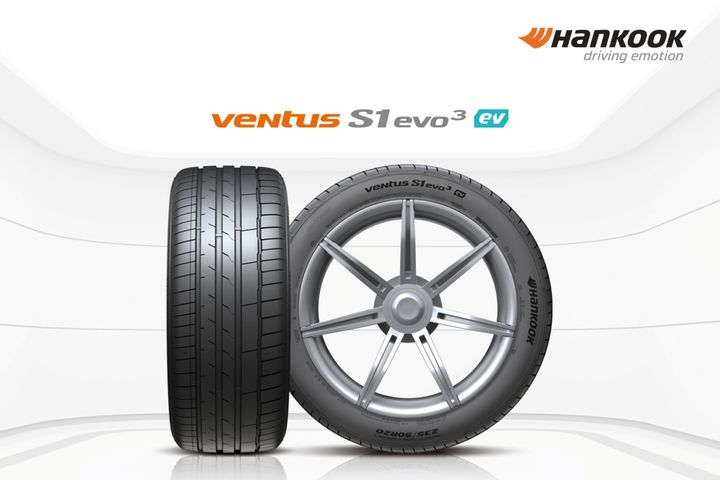 Hankook Tire & Technology will supply the ultra-high-performance tires "Ventus S1 evo3 ev" for electric vehicles to Audi's first compact electric SUV "Q4 e-tron" and "Q4 Sportback e-tron." Tooth